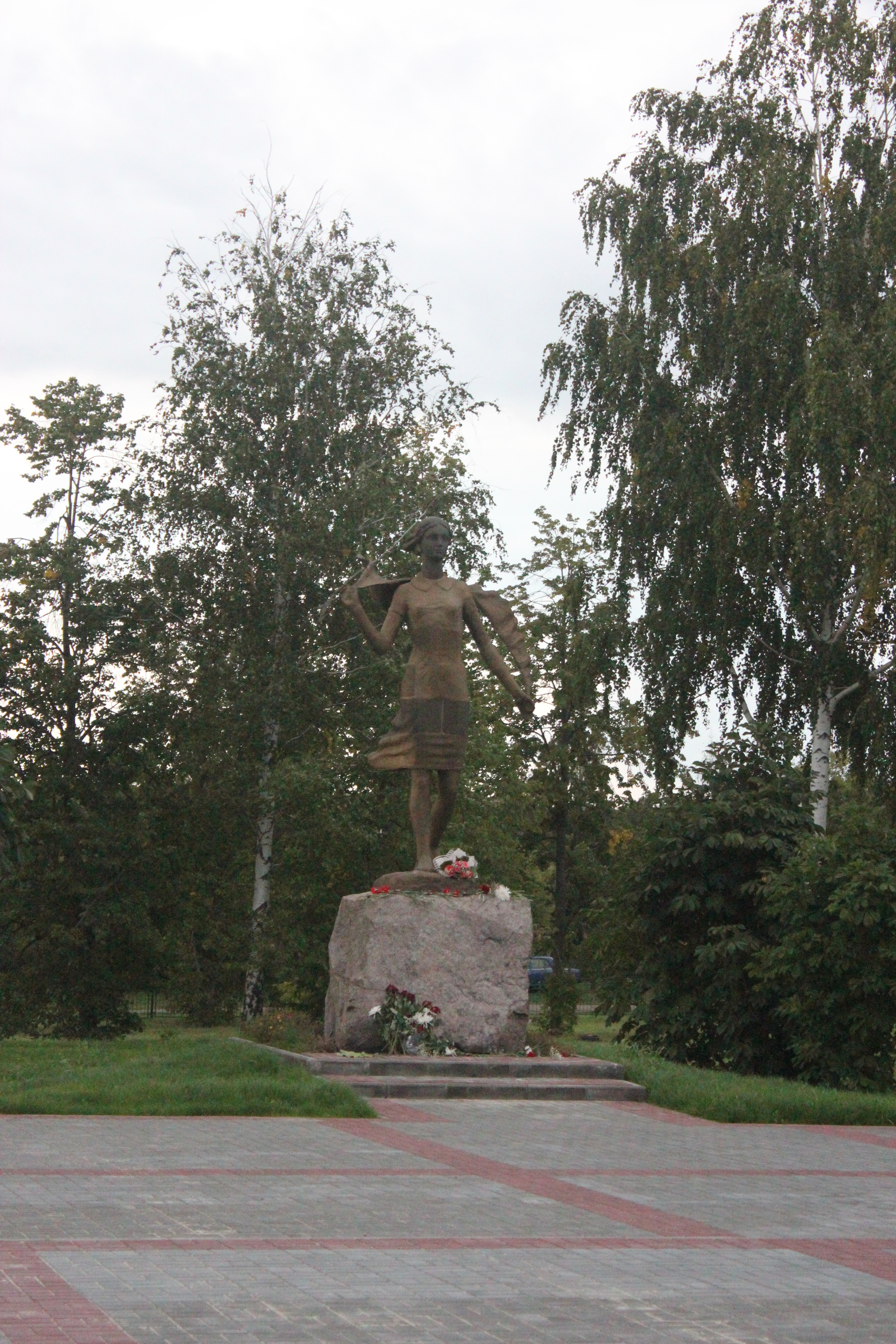 Памятник Зои Космодемьянской